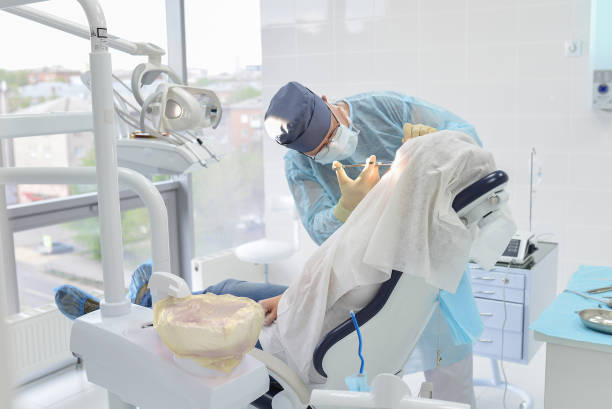 Best Emergency Root Canal Treatment in Desoto Lakes, FL